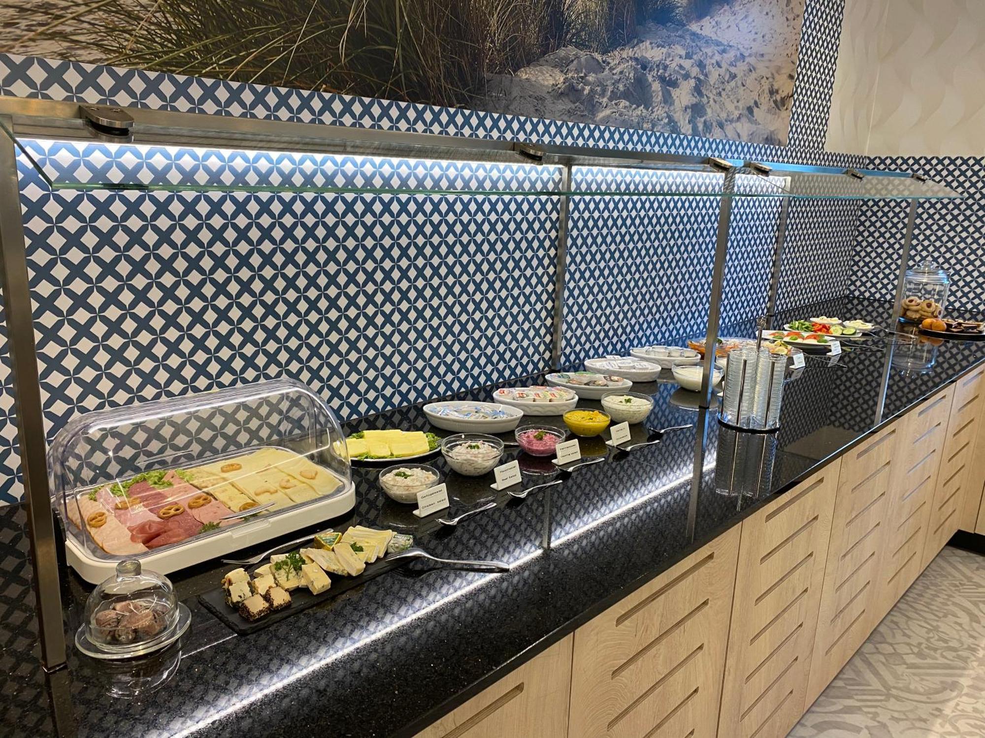 Hotel Seemeile Куксхафен Экстерьер фото