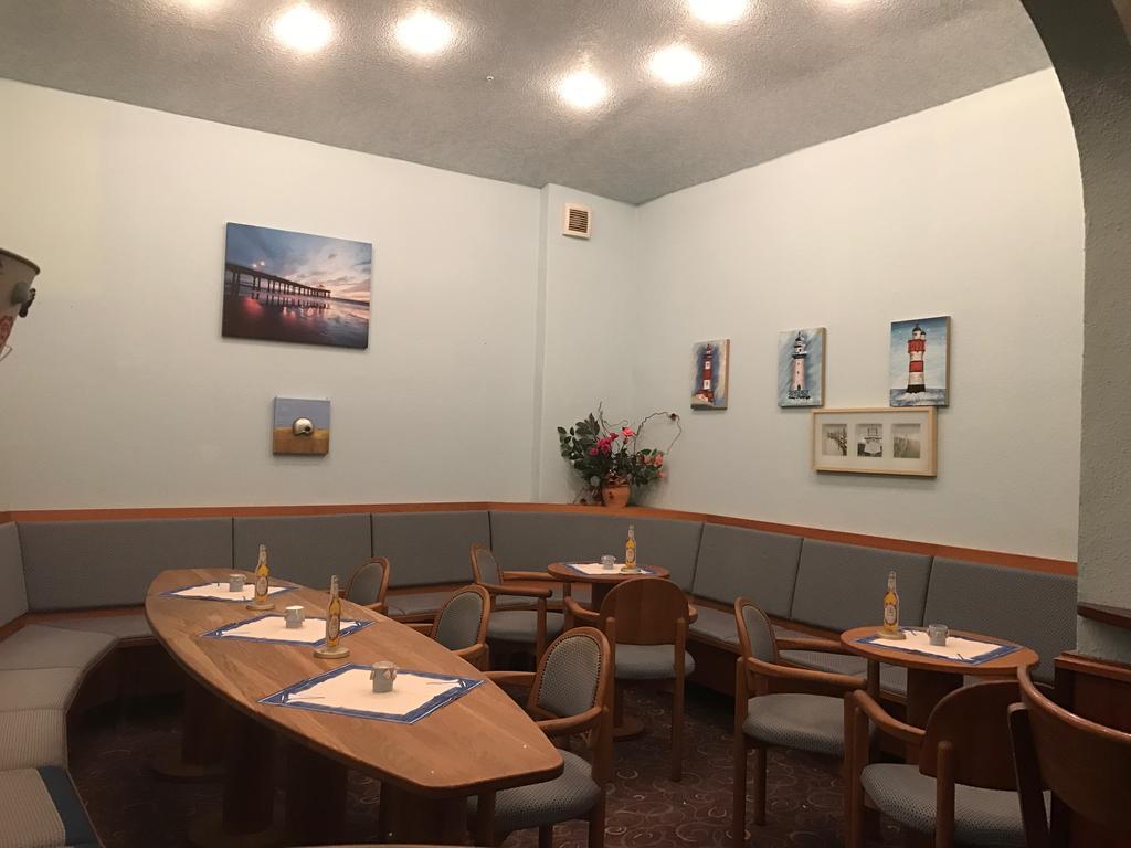 Hotel Seemeile Куксхафен Экстерьер фото