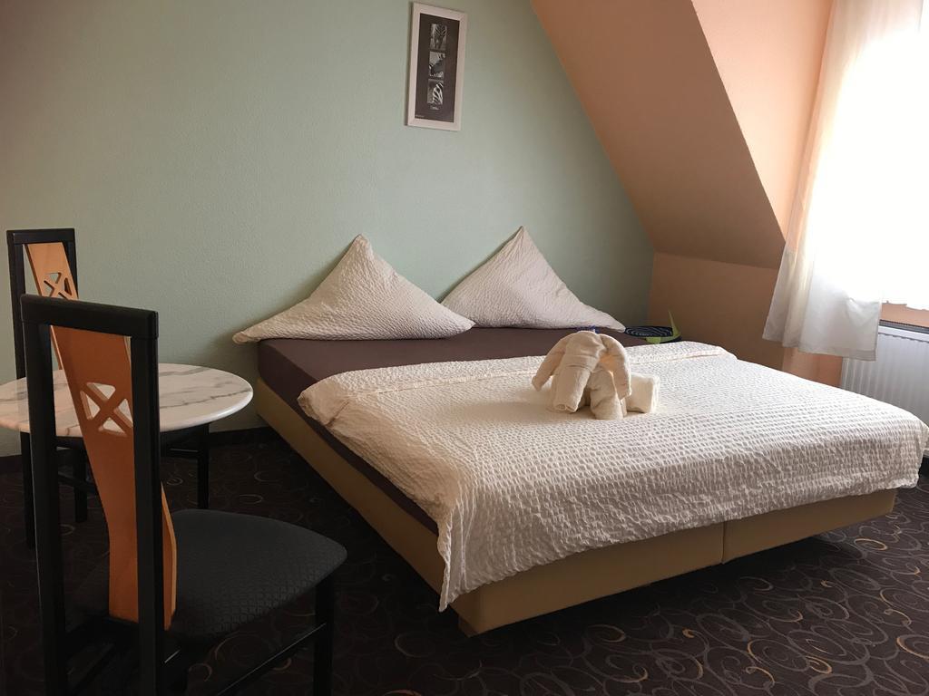 Hotel Seemeile Куксхафен Экстерьер фото