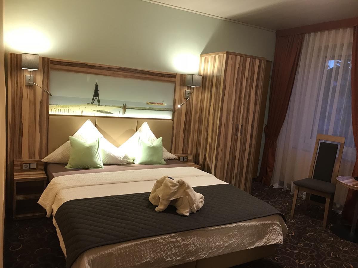 Hotel Seemeile Куксхафен Экстерьер фото