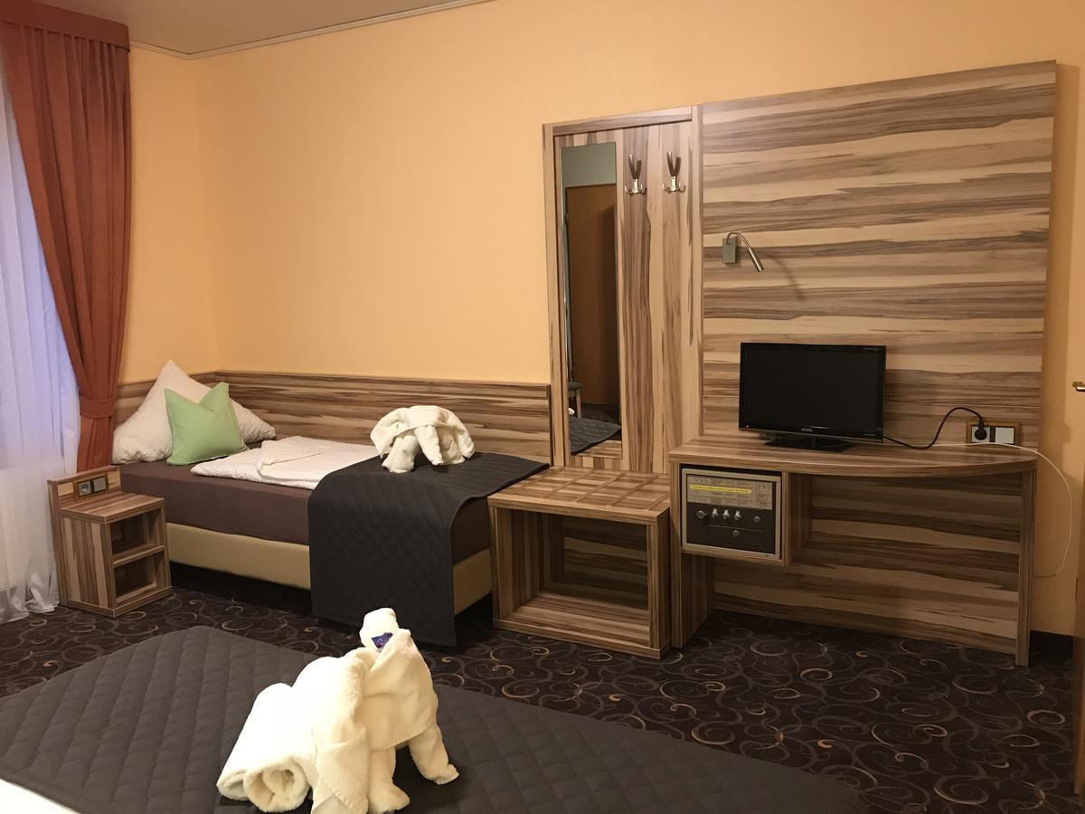 Hotel Seemeile Куксхафен Экстерьер фото