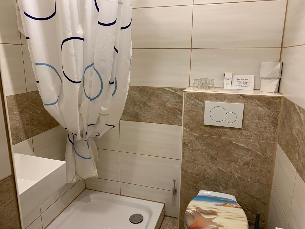 Hotel Seemeile Куксхафен Экстерьер фото
