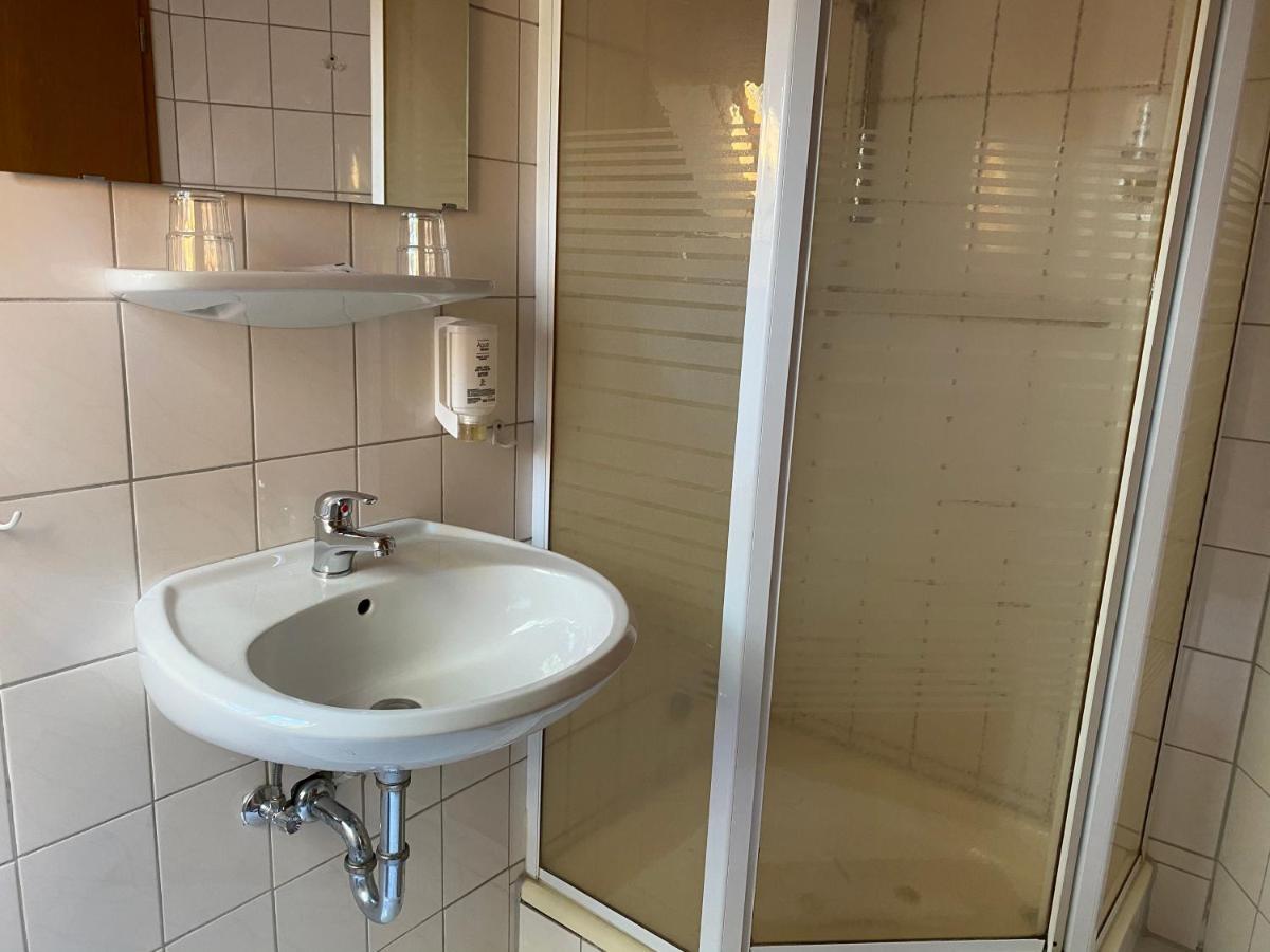 Hotel Seemeile Куксхафен Экстерьер фото